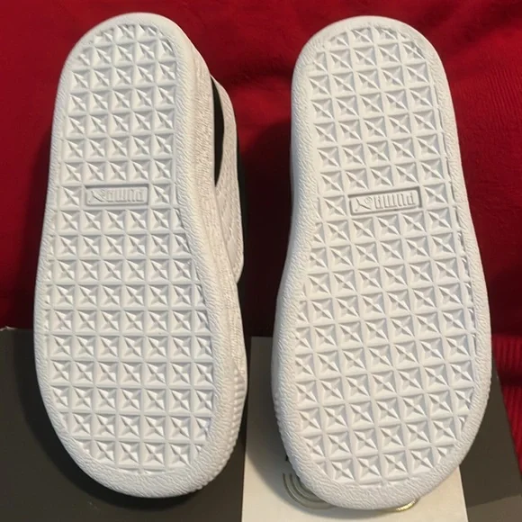 Toddler size 8 black suede Adidas. - Picture 2 of 6